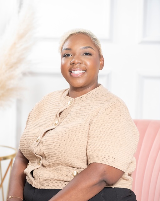 Image of Jazmin Long